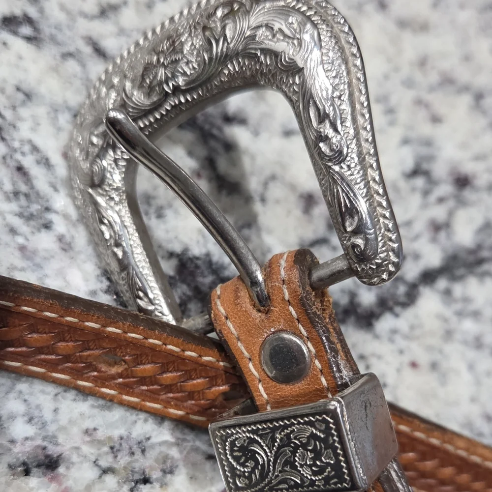 Western Leather Belt Hand Tooled Silver Buckle Conchos Made in USA 32" Unisex - Picture 3 of 8